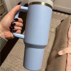 Stanley Cup - Light Blue